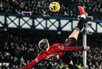 曼联四大边锋将离队,加纳乔确定转会!维拉开出6000万报价