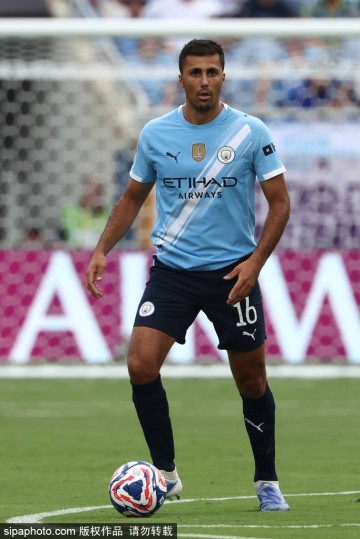 皇马天价追逐曼城中场核心!今夏必出手还是静待良机?