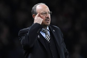 贝尼特斯:亚马尔将成梅罗般巨星 欧冠次回合两场比赛将精彩纷呈