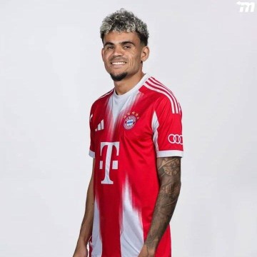 瑞天空:拜仁将总价8000万欧报价迪亚斯,利物浦望投入伊萨克交易